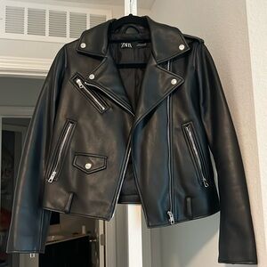 Zara Size Small Cropped Faux Leather Moto Jacket